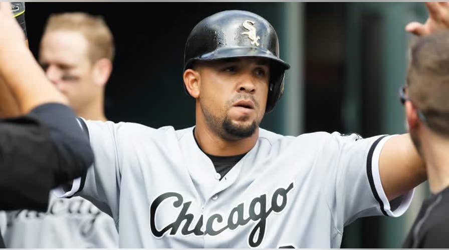 MLB player José Abreu ate fake passport before US arrival