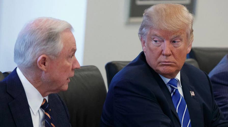 Trump team scrutinized over Russia connections