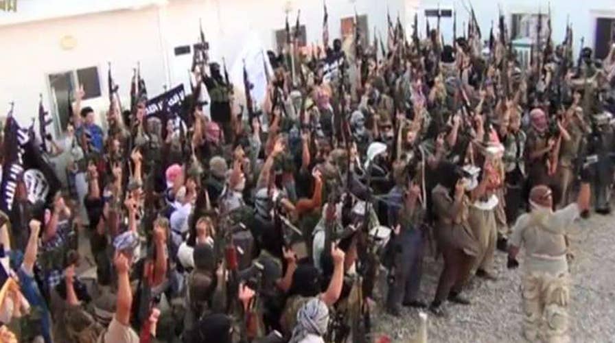 Report: Hundreds of refugees investigated for ISIS ties