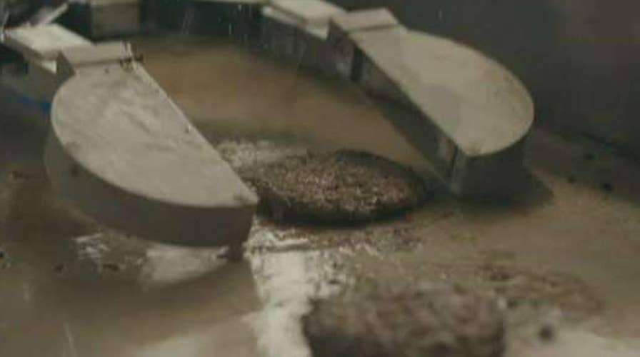 Burger-flipping robot 'Flippy' replaces humans at work