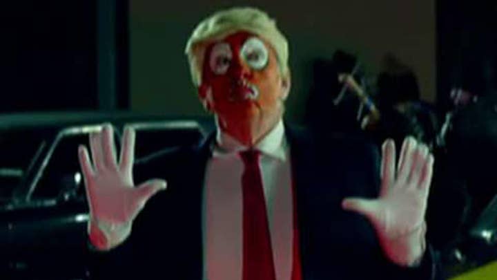 Snoop Dogg shoots clown dressed as Trump in music video