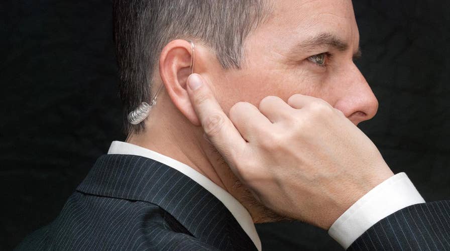 Pooper scooper faked Secret Service job to scam girls