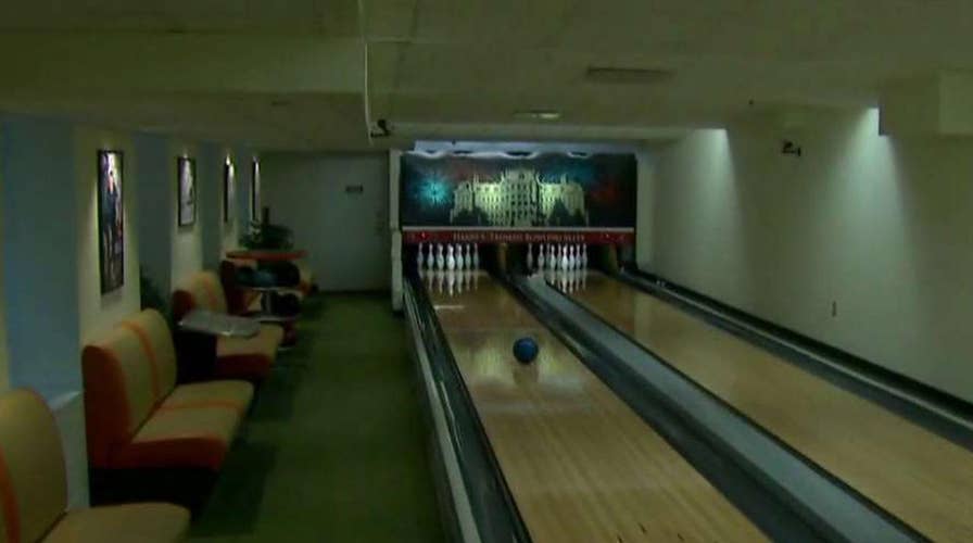 Behind-the-scenes look at the White House bowling alley