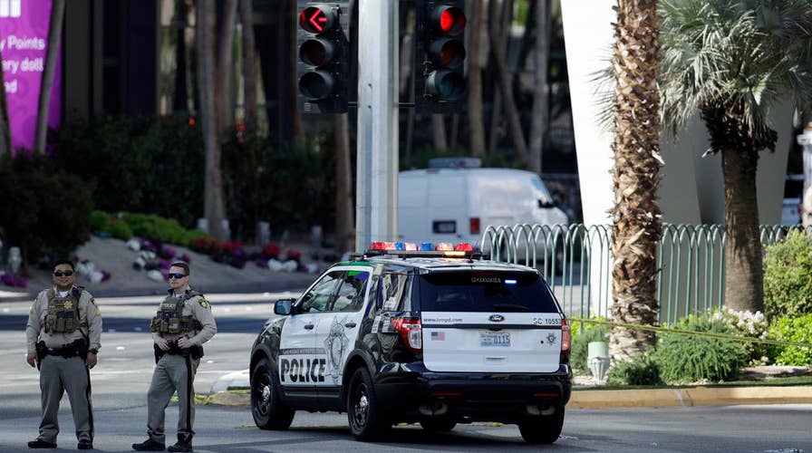 1 dead, 1 wounded after bus shooting on Las Vegas strip