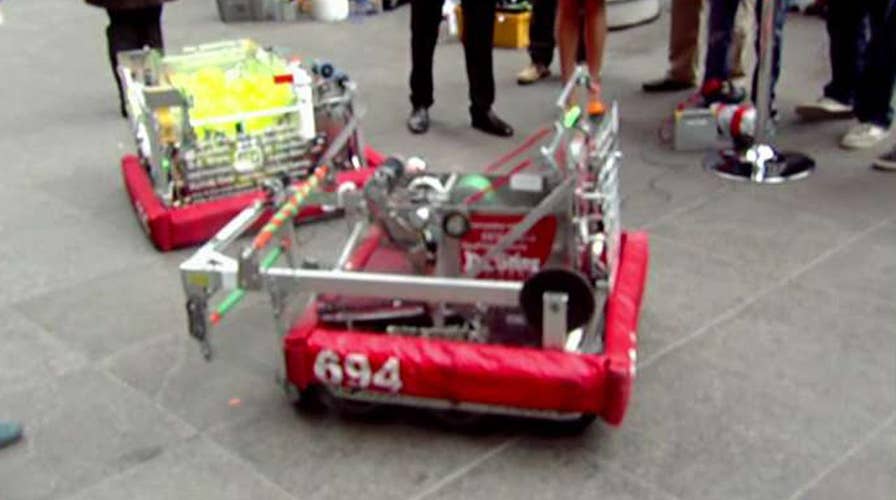 Student-built robots battle for world champion title