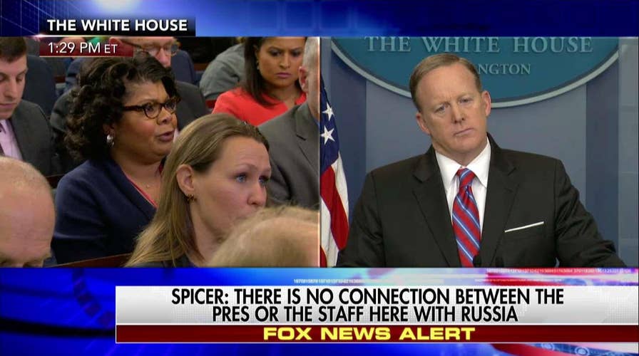 Sean Spicer answers question about Russia