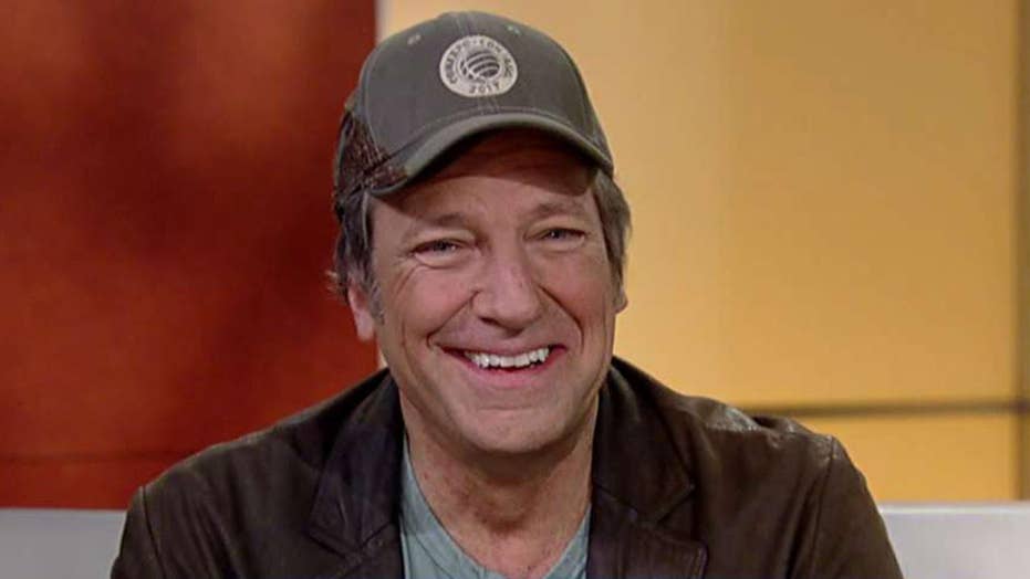 'Dirty Jobs' star Mike Rowe trying to clean up American workforce | Fox ...
