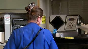 Traveler detained in Egypt after iPod amplifier mistaken for bomb