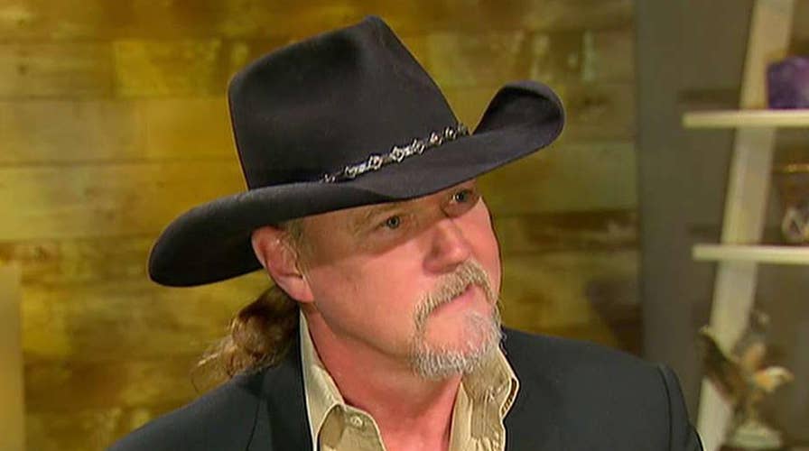 'Celebrity Apprentice' alum Trace Adkins' advice for Trump