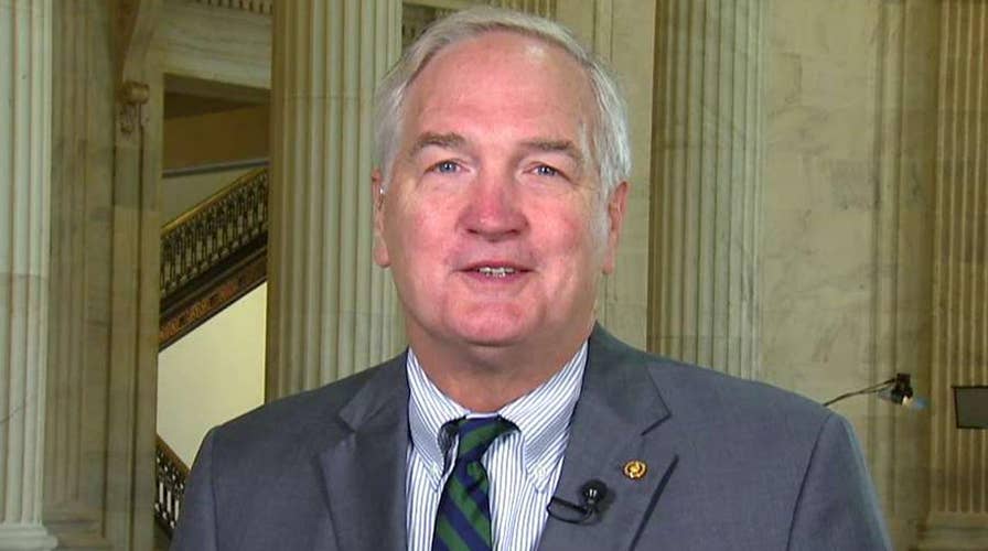 Strange 'fully supports' nuclear option to approve Gorsuch