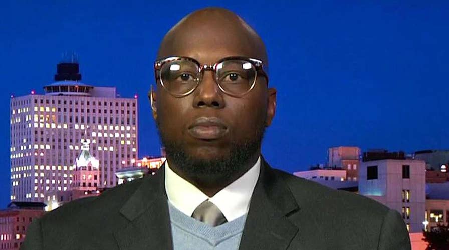 Do immigration rights clash with raising minimum wage?