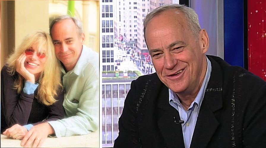 Carly Simon's ex talks struggle with sexuality