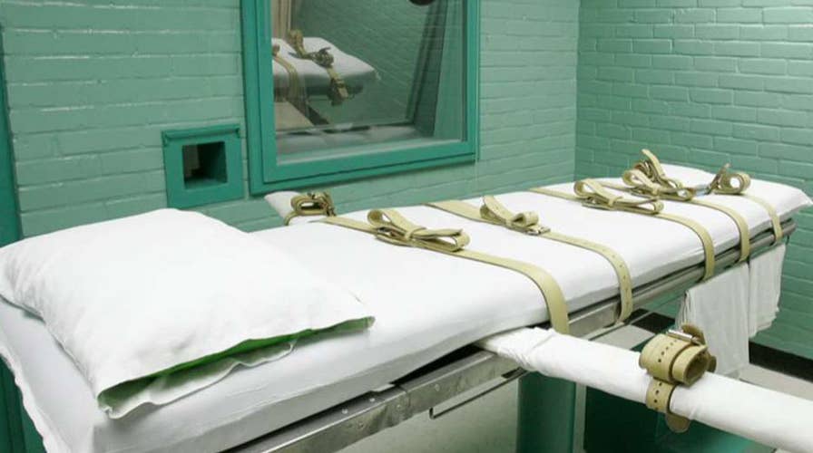 Judge halts Arkansas plans to execute multiple inmates 