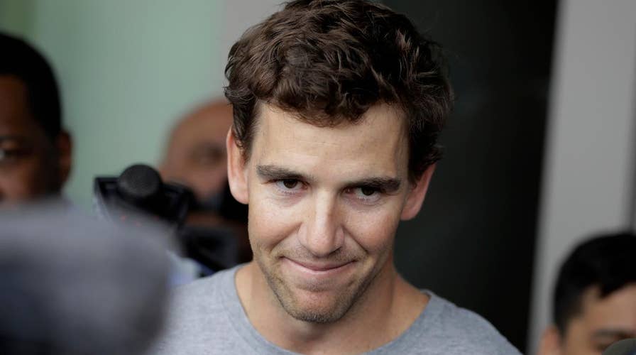 Eli Manning denounces fake game-used memorabilia accusations