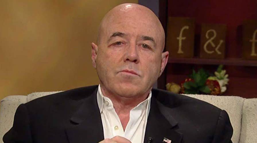 Former NYPD commissioner weighs in on sanctuary city debate