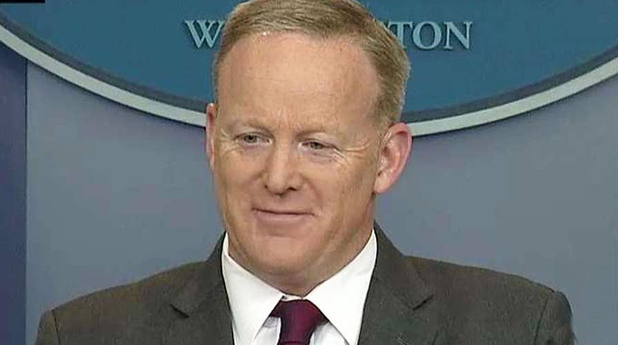 White House: No 'artificial deadline' on health care reform