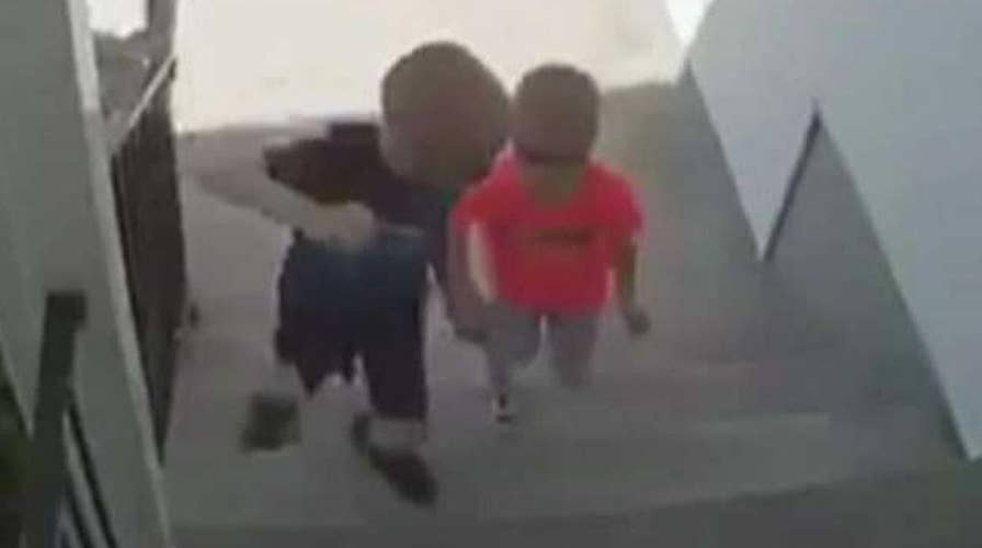 'Do the right thing' brothers go viral in adorable way