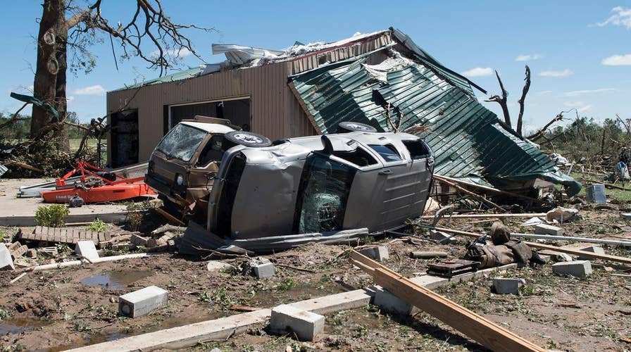 Deadly tornadoes leave path of destruction through Texas