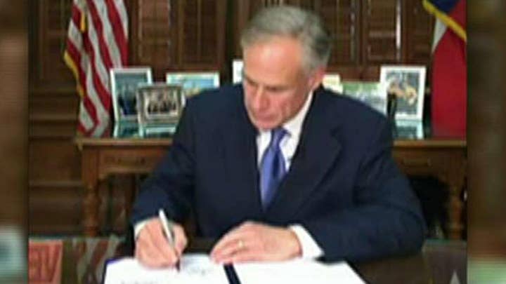 Gov. Abbott signs bill to ban sanctuary cities in Texas