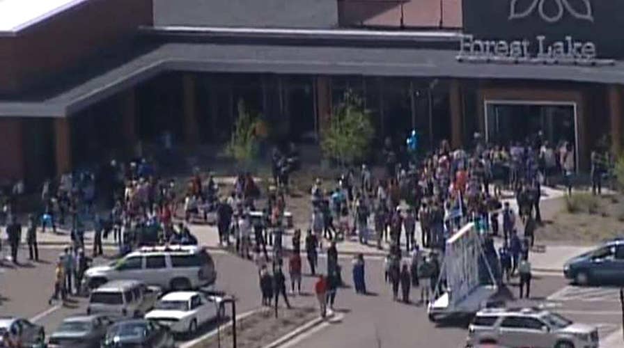 Minnesota students walk out of class to support cops