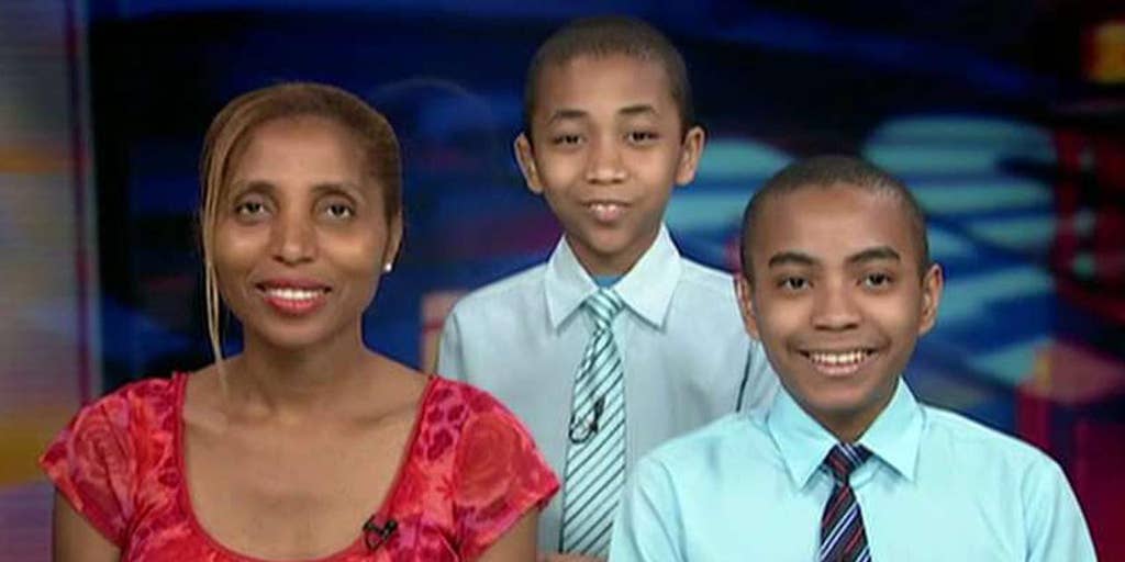 Fox Flash: 14-year-old graduates from college | Fox News Video