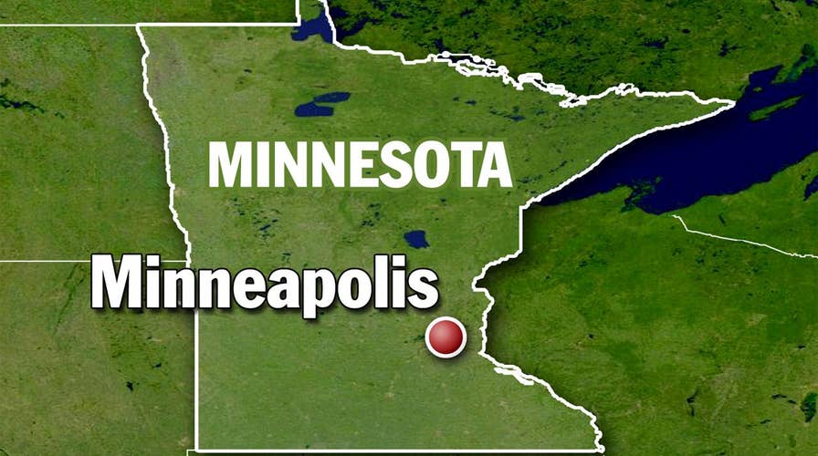 Routine arrest leads Minneapolis cops to arsenal of guns