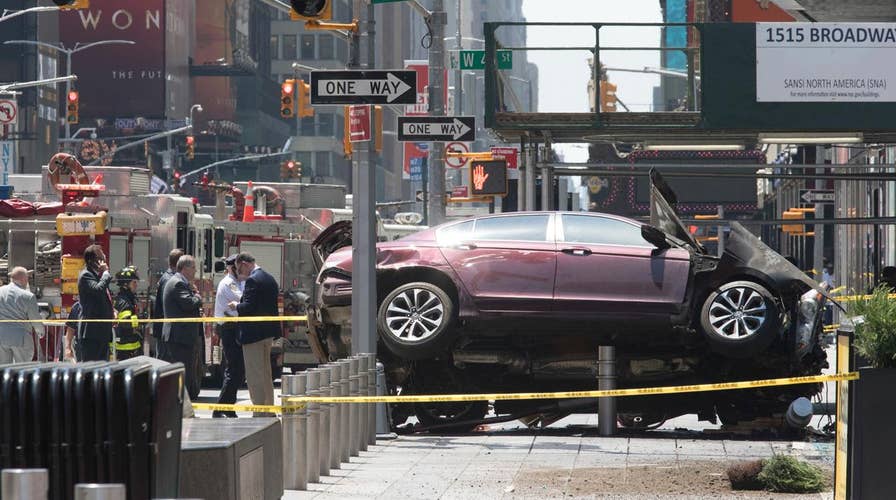 Eyewitnesses describe aftermath of Times Square incident