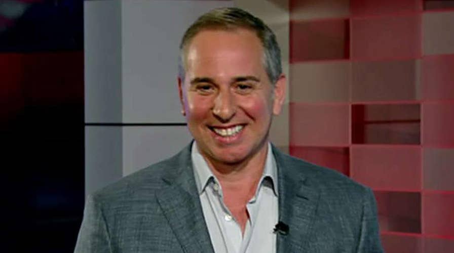 Anthony Vecchione talks all things FLOTUS fashion