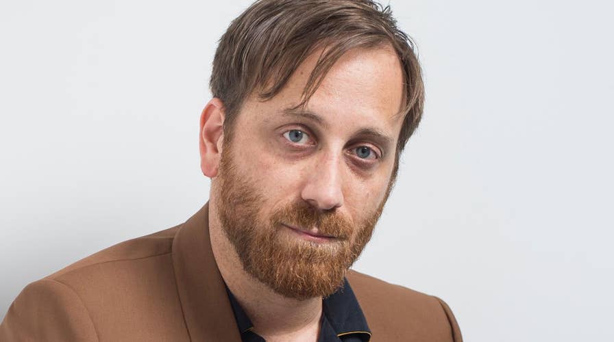 Black Keys frontman Dan Auerbach goes it alone