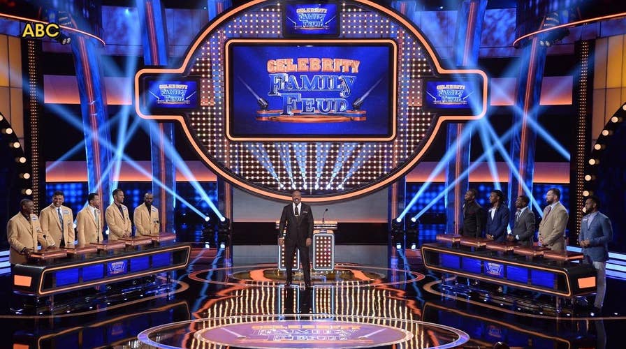 Sports stars face off on 'Celebrity Family Feud'