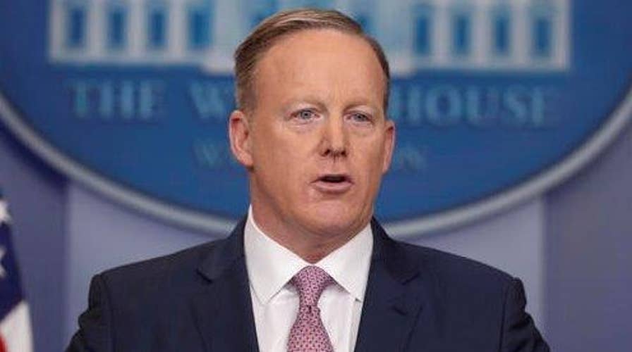 'The Five' reacts to shakeup at the White House