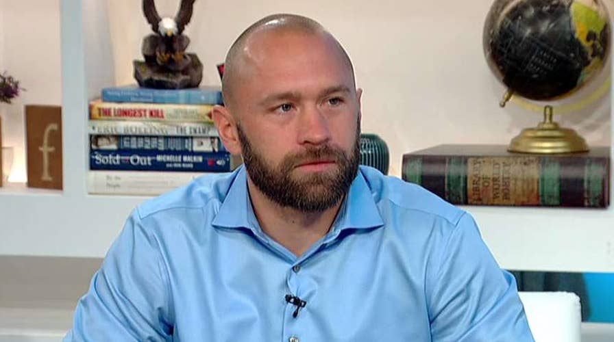 Decorated Navy SEAL talks finding victory in defeat