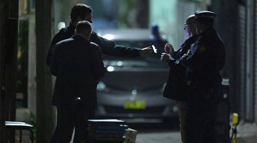 Australian police foil alleged plot to bomb airplane