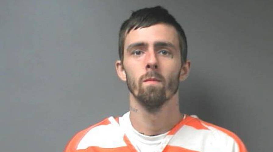 Authorities hunt for escaped inmate in Alabama