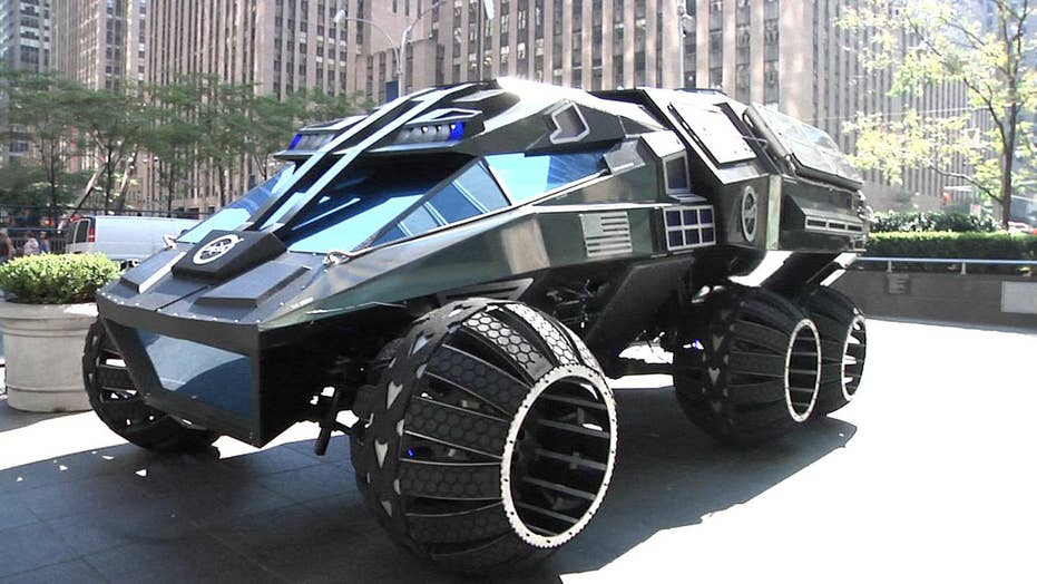 NASA shows off Batmobile-like Mars rover prototype | Fox News