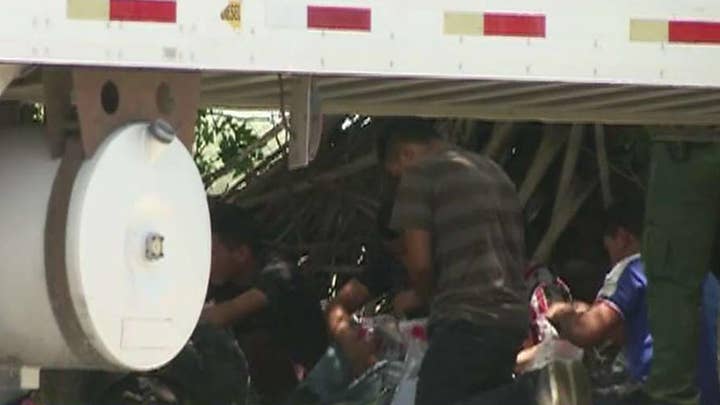 Illegal immigrants found in hot big-rig in Texas