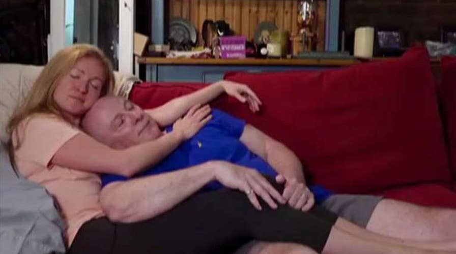 Trump anxiety boosts professional cuddling