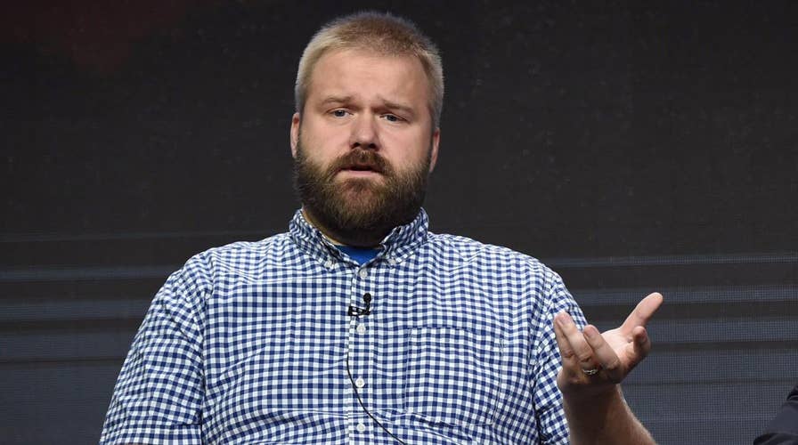 'The Walking Dead' creator suing AMC over profits