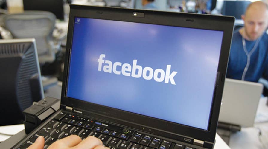 Facebook shuts down conservative chat room