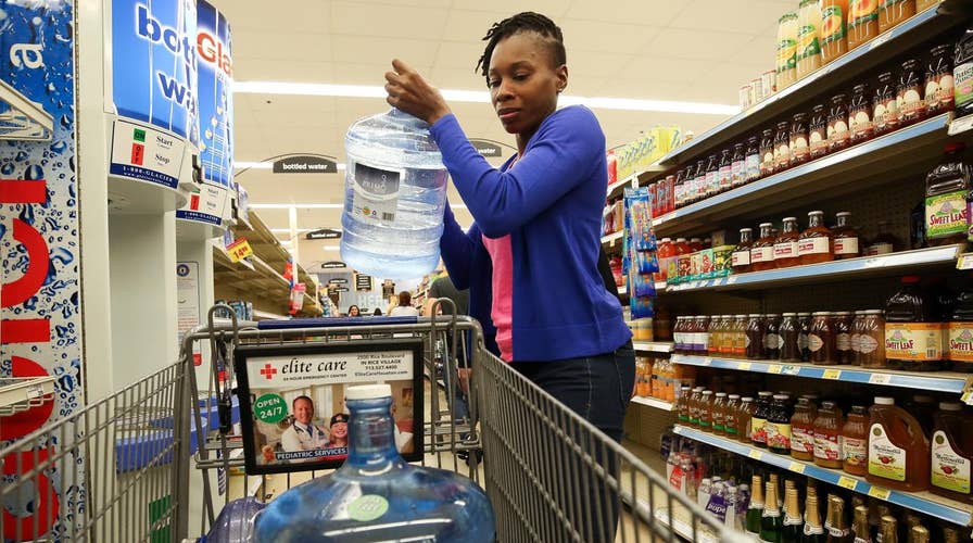 Texans prepare for Hurricane Harvey