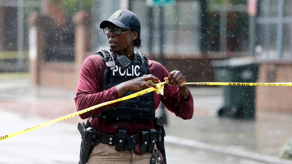 Charleston Restaurant Gunman Who Killed Employee Shot By Police Hostage Rescued Mayor Says 1530
