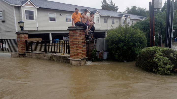 Did call to evacuate Houston come too late?