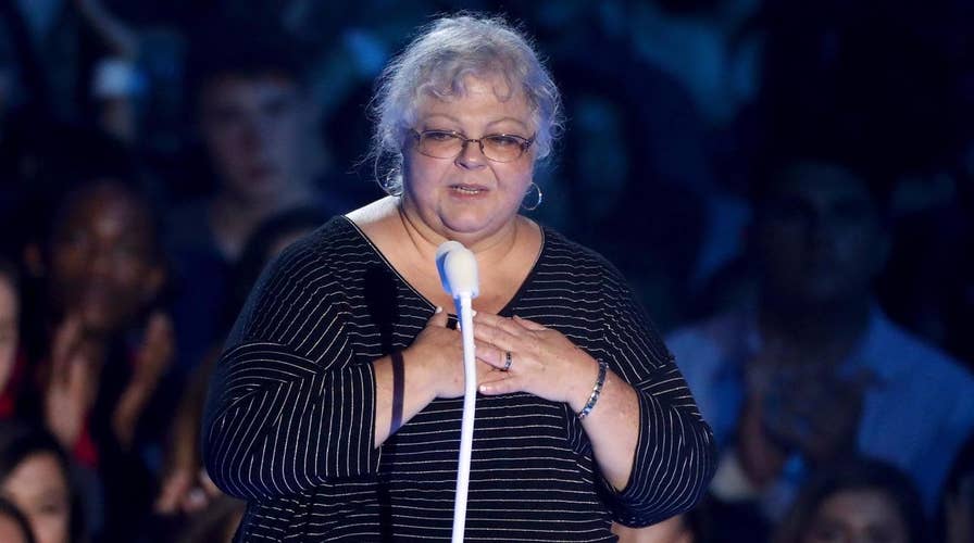 MTV VMAS: Politics and music take center stage