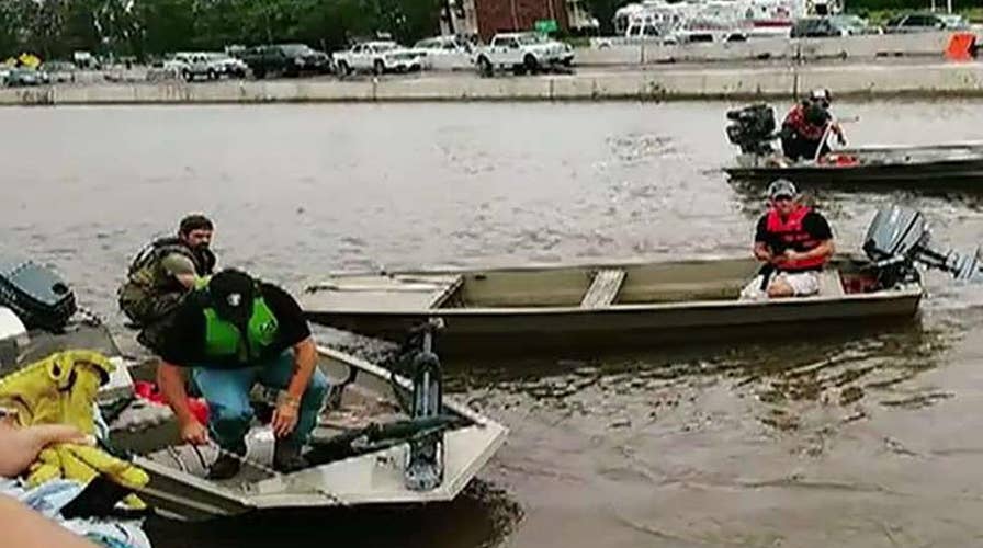Cajun Navy brings boats to help Harvey victims