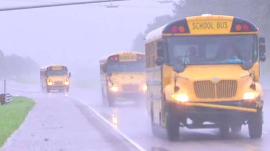 Rescue convoys using I-10 to deliver Harvey relief