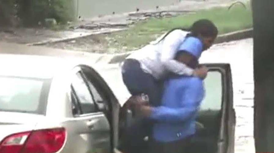 Reporter rescues driver caught in Tennessee flooding