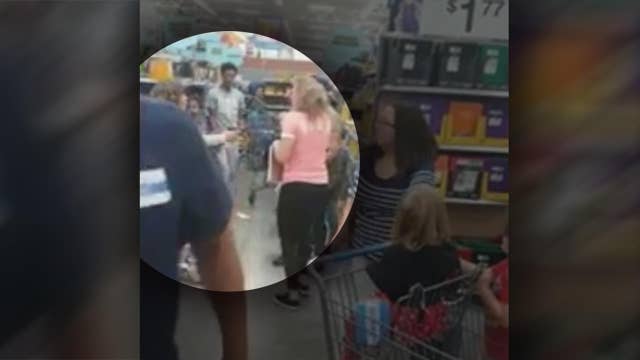 woman pulls gun on black family at mall