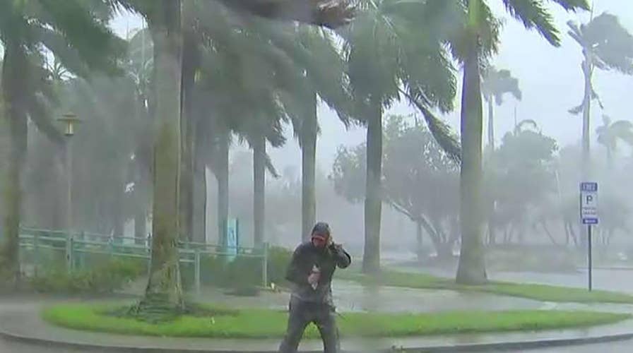 Powerful Hurricane Irma winds hitting Naples, Florida