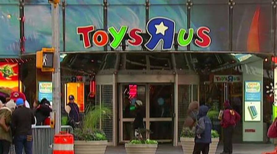 Toys 'R' Us files for bankruptcy
