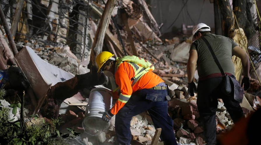 Mexico earthquake: Rescuers scramble to save victims